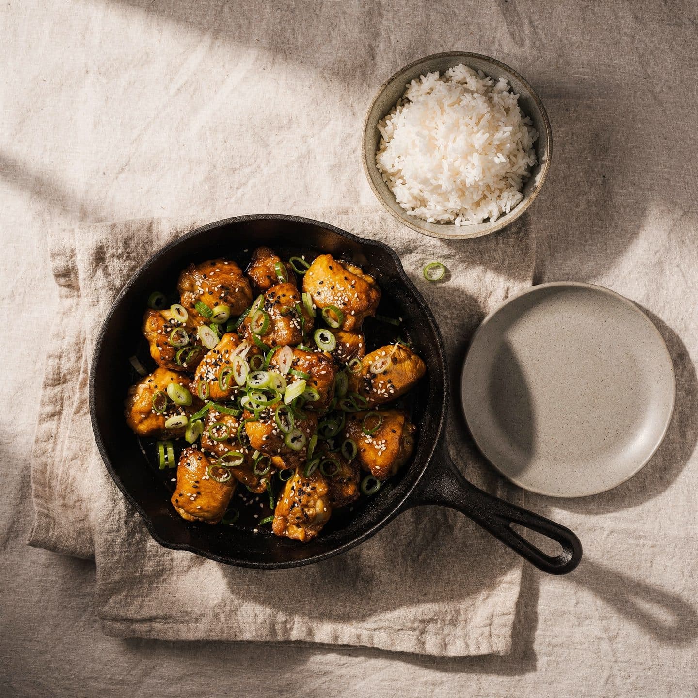 Sticky sesame chicken