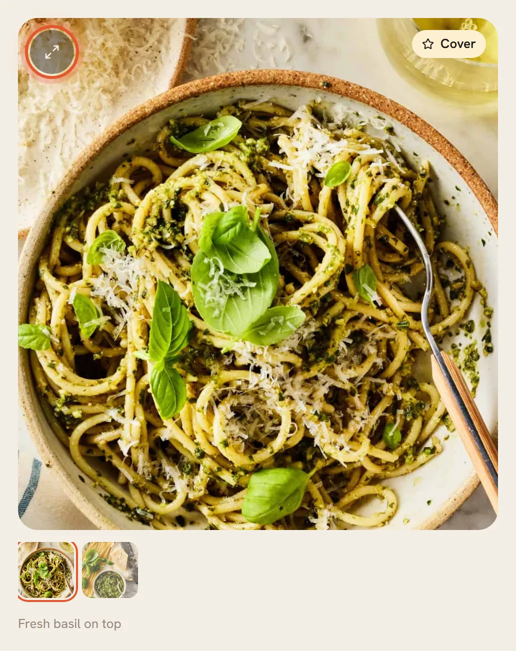 The round View fullscreen button at the top left of the recipe photo is ringed.